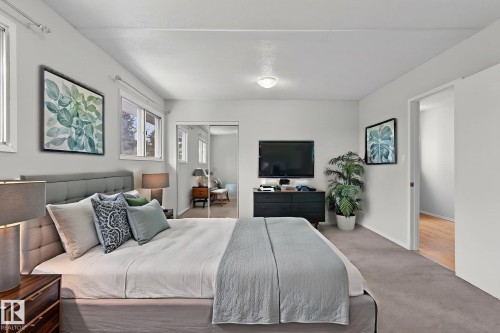 6714 149 Avenue, Edmonton, AB - Indoor Photo Showing Bedroom