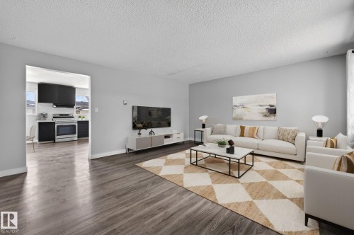 6714 149 Avenue, Edmonton, AB - Indoor Photo Showing Living Room