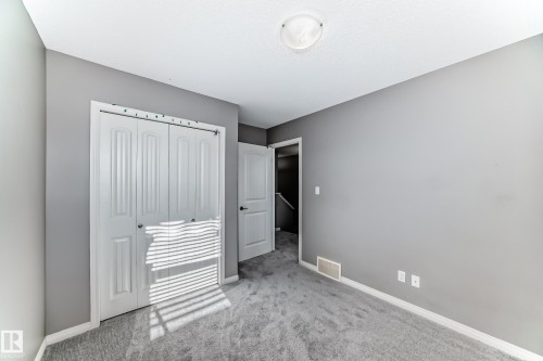 3116 Arthurs Crescent, Edmonton, AB - Indoor