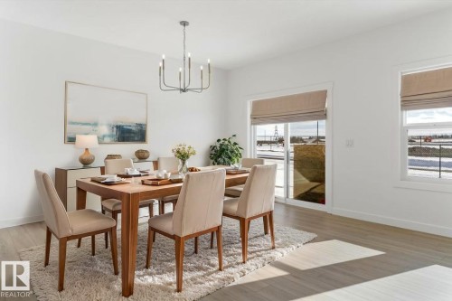 939 18 Avenue, Edmonton, AB - Indoor Photo Showing Dining Room