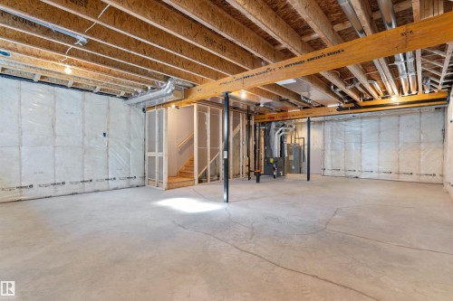 939 18 Avenue, Edmonton, AB - Indoor Photo Showing Basement
