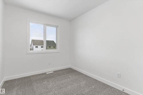 18816 28 Avenue, Edmonton, AB - Indoor Photo Showing Other Room