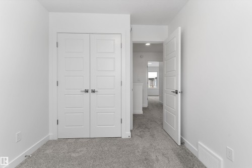 18816 28 Avenue, Edmonton, AB - Indoor Photo Showing Other Room