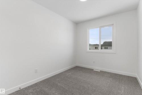 18816 28 Avenue, Edmonton, AB - Indoor Photo Showing Other Room