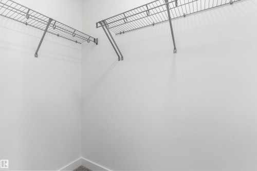 18816 28 Avenue, Edmonton, AB - Indoor With Storage
