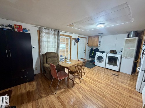 218 Hwy 13 E, Alder Flats, AB - Indoor Photo Showing Laundry Room