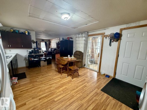 218 Hwy 13 E, Alder Flats, AB - Indoor