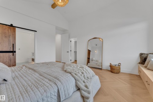 8458 Mayday Link Sw, Edmonton, AB - Indoor Photo Showing Bedroom