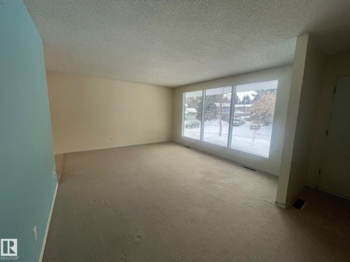 30 Geneva Crescent, St. Albert, AB - Indoor Photo Showing Other Room