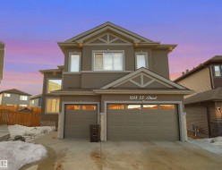 1208 25 ST NW  Edmonton, AB T6T 2J9