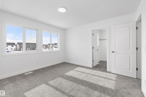 544 176 Avenue, Edmonton, AB - Indoor Photo Showing Other Room