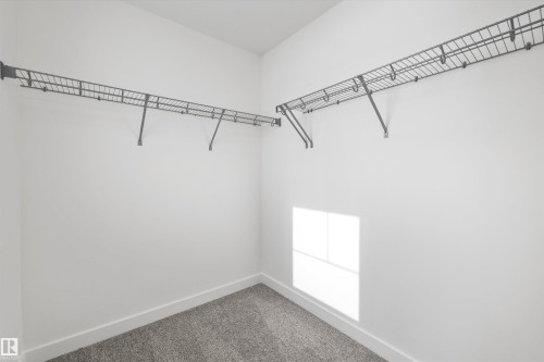 544 176 Avenue, Edmonton, AB - Indoor With Storage