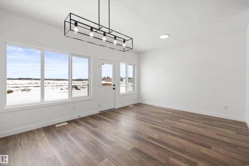 546 176 Avenue, Edmonton, AB - Indoor Photo Showing Other Room