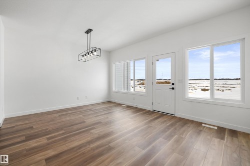 546 176 Avenue, Edmonton, AB - Indoor Photo Showing Other Room