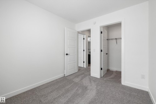 546 176 Avenue, Edmonton, AB - Indoor Photo Showing Other Room
