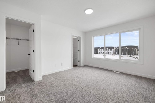 546 176 Avenue, Edmonton, AB - Indoor Photo Showing Other Room