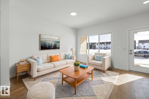 604 176 Avenue, Edmonton, AB - Indoor Photo Showing Living Room