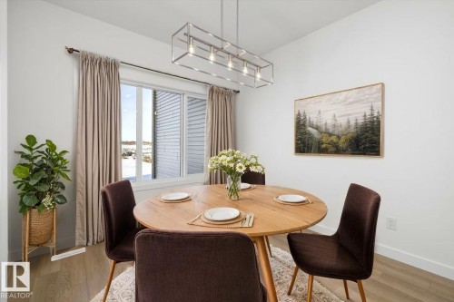 604 176 Avenue, Edmonton, AB - Indoor Photo Showing Dining Room