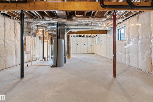 943 18 Avenue, Edmonton, AB - Indoor Photo Showing Basement