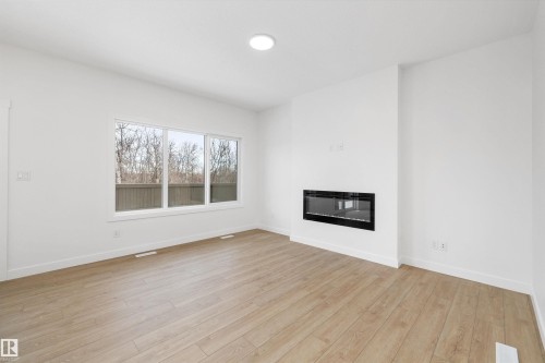 8732 183 Avenue, Edmonton, AB - Indoor Photo Showing Living Room With Fireplace