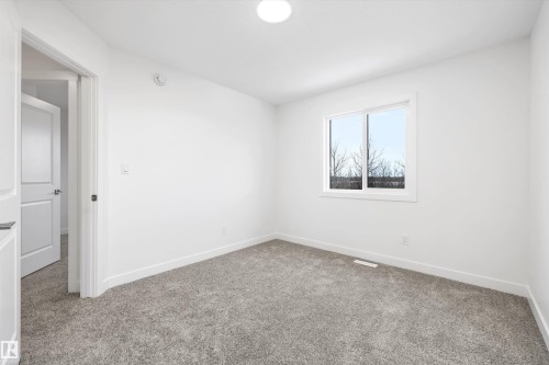 8732 183 Avenue, Edmonton, AB - Indoor Photo Showing Other Room