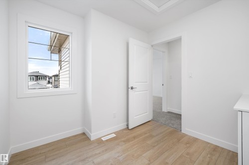 8732 183 Avenue, Edmonton, AB - Indoor Photo Showing Other Room