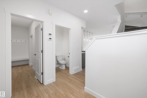 8732 183 Avenue, Edmonton, AB - Indoor Photo Showing Other Room