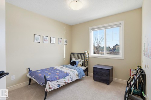 10 330 Bulyea Road, Edmonton, AB - Indoor Photo Showing Bedroom