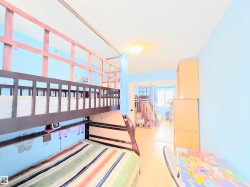 View of bedroom - 
