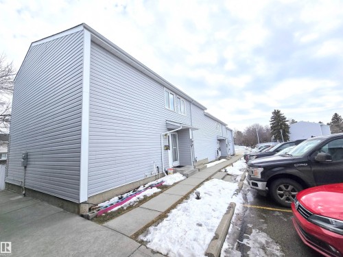 View of home's exterior featuring uncovered parking - 80 Amberly Crest, Edmonton, AB - Outdoor With Exterior