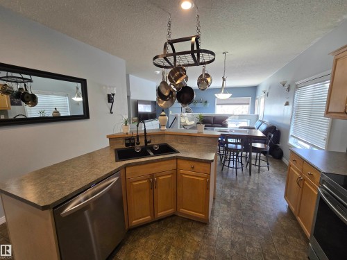 1445 Highwood Boulevard, Devon, AB - Indoor