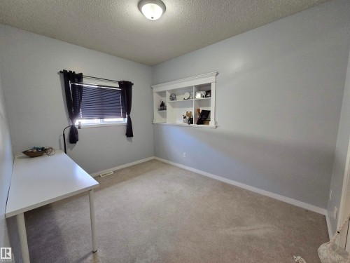 1445 Highwood Boulevard, Devon, AB - Indoor