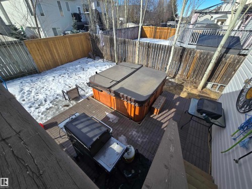 1445 Highwood Boulevard, Devon, AB - Outdoor