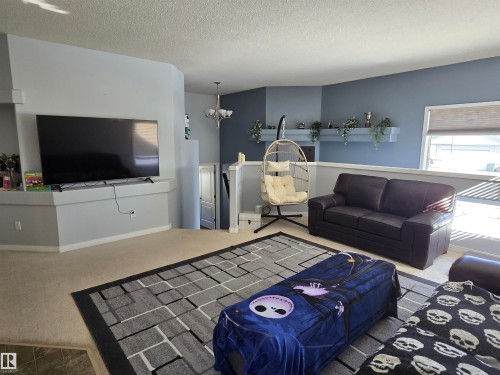 1445 Highwood Boulevard, Devon, AB - Indoor Photo Showing Living Room