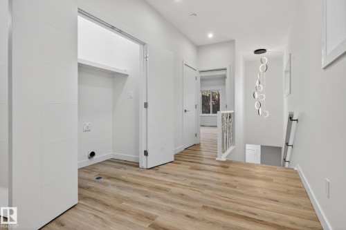 11927 90 Street, Edmonton, AB - Indoor Photo Showing Other Room