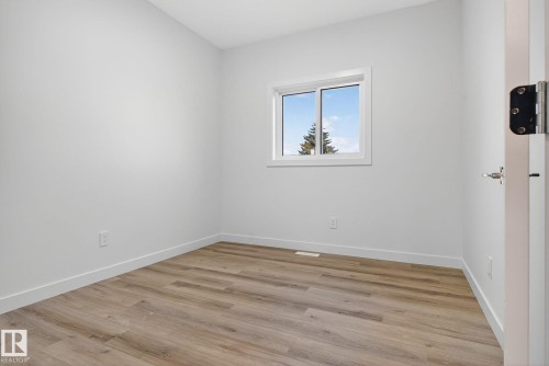 11927 90 Street, Edmonton, AB - Indoor Photo Showing Other Room