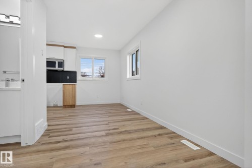 11927 90 Street, Edmonton, AB - Indoor Photo Showing Other Room