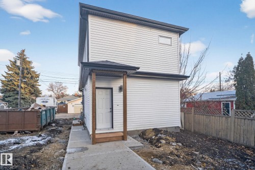 11927 90 Street, Edmonton, AB - Outdoor