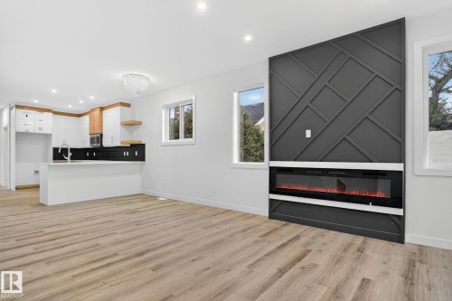 11927 90 Street, Edmonton, AB - Indoor Photo Showing Other Room