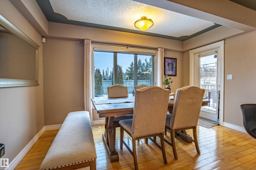 2721 Miles Place, Edmonton, AB - Indoor Photo Showing Dining Room