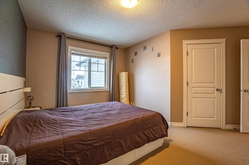 2721 Miles Place, Edmonton, AB - Indoor Photo Showing Bedroom