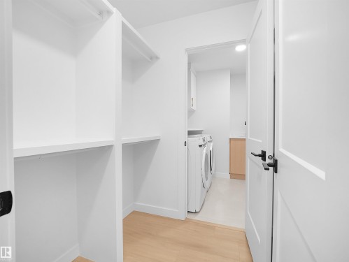 945 Elderberry Landing, Edmonton, AB - Indoor With Storage