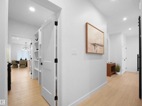 945 Elderberry Landing, Edmonton, AB - Indoor Photo Showing Other Room