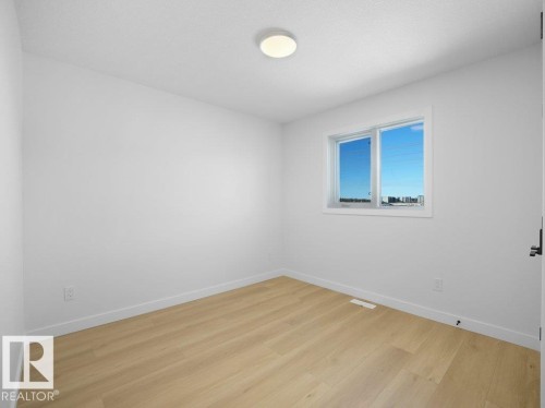 810 Elderberry Crest, Edmonton, AB - Indoor Photo Showing Other Room