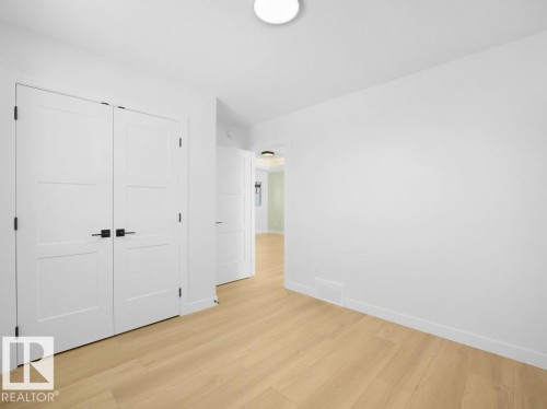 810 Elderberry Crest, Edmonton, AB - Indoor Photo Showing Other Room