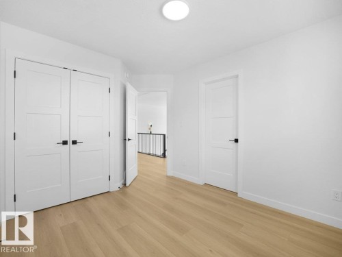 810 Elderberry Crest, Edmonton, AB - Indoor Photo Showing Other Room