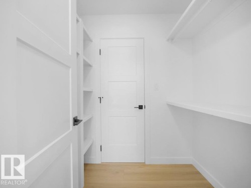 810 Elderberry Crest, Edmonton, AB - Indoor Photo Showing Other Room