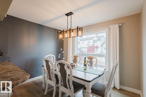 17 9520 174 Street, Edmonton, AB - Indoor Photo Showing Dining Room