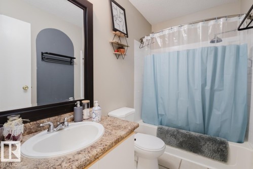 17 9520 174 Street, Edmonton, AB - Indoor Photo Showing Bathroom