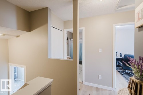 17 9520 174 Street, Edmonton, AB - Indoor Photo Showing Other Room
